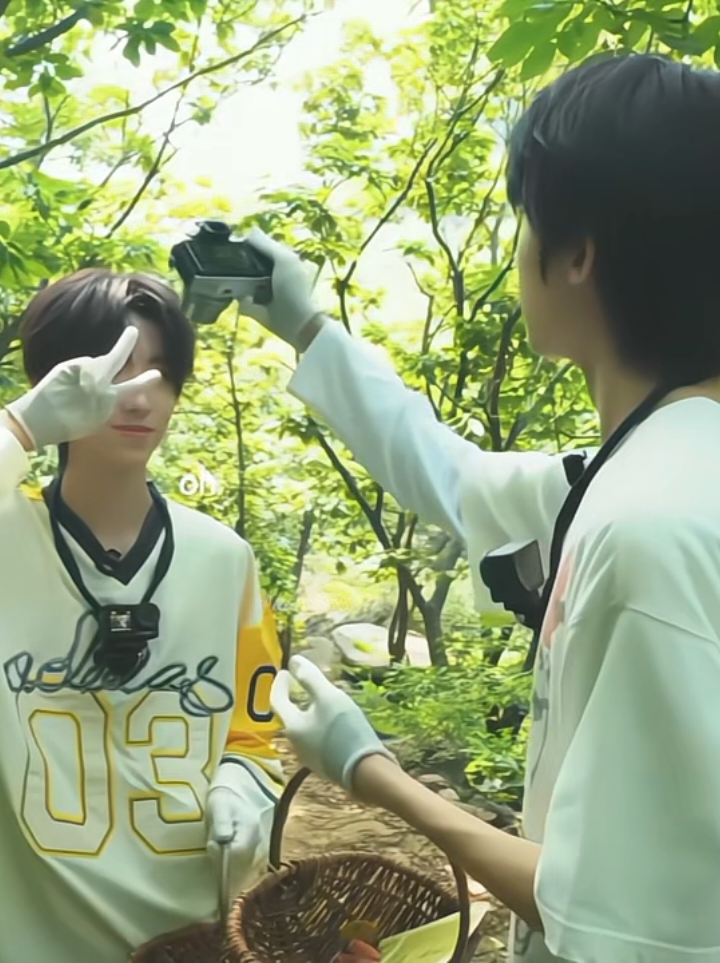 @๐จ๐ข๐ฑ๐ฑ_๐
๐ฑ๐
