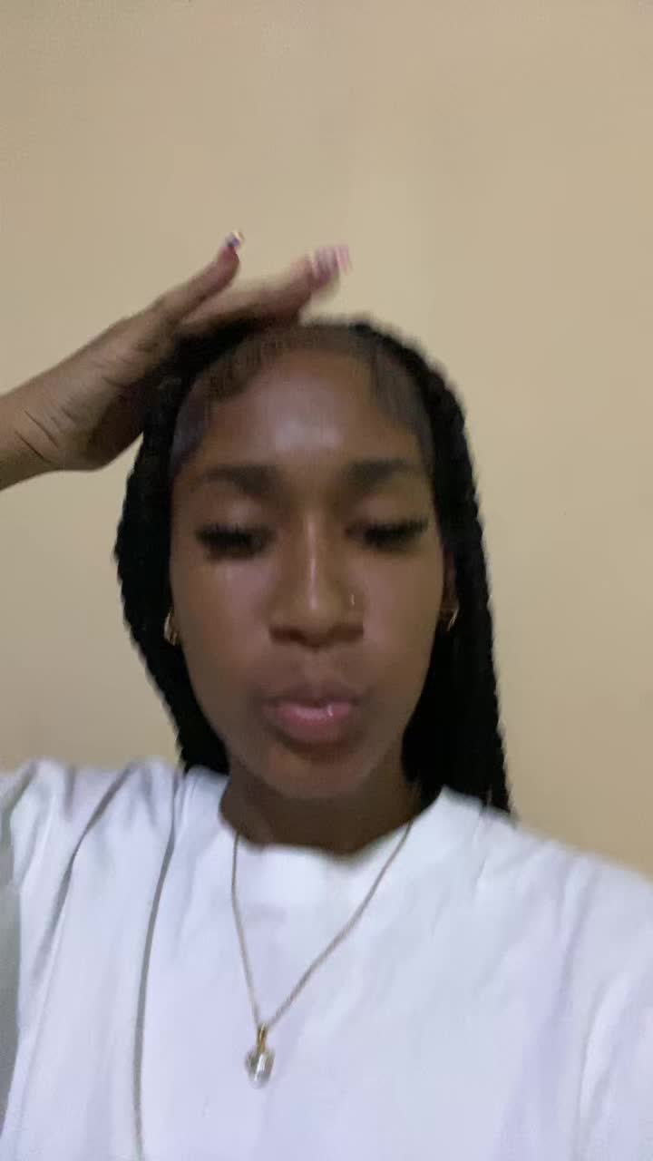 @𝒞𝒶𝓁𝒾🫧🪷