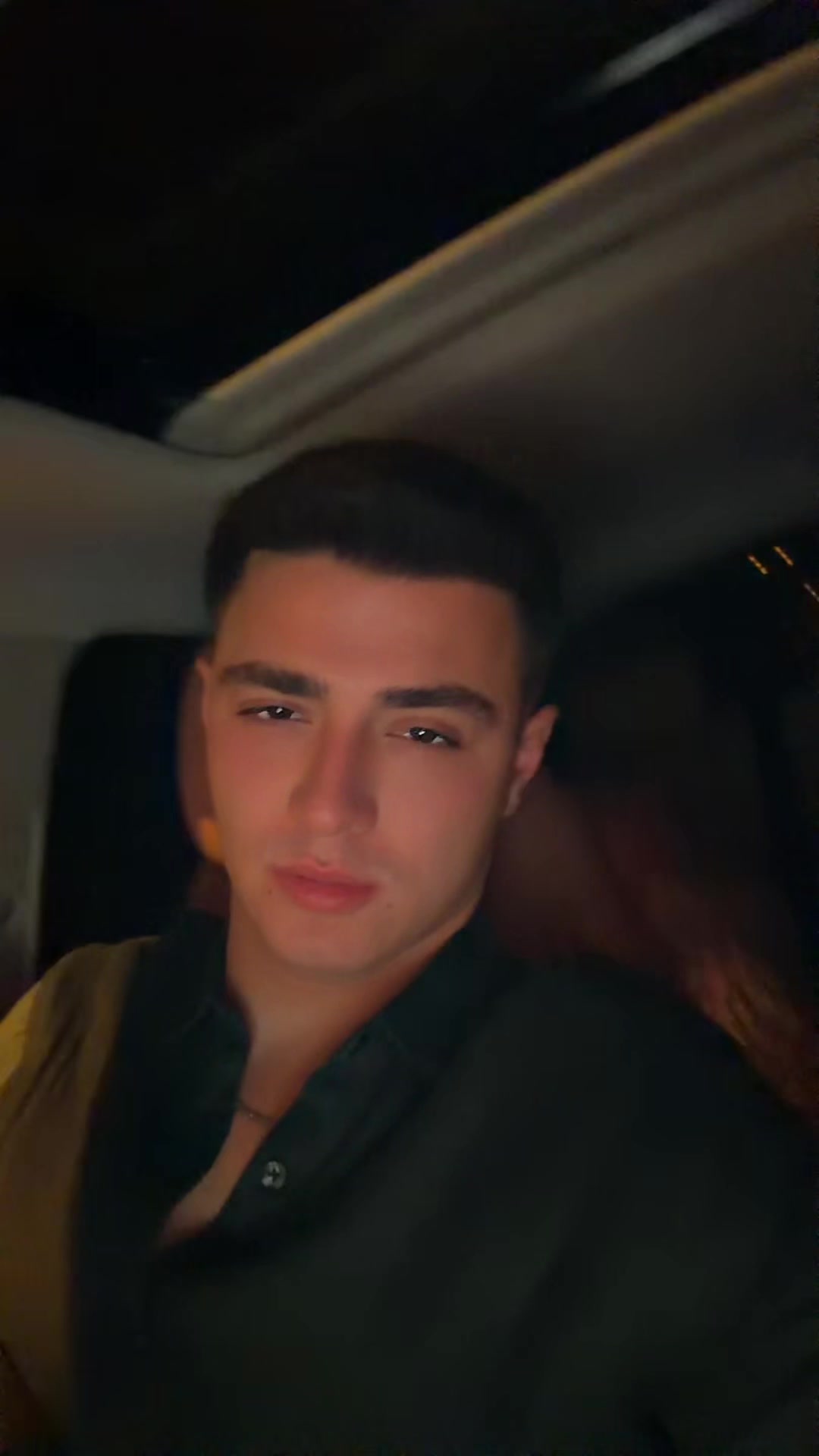 @Hamlet800