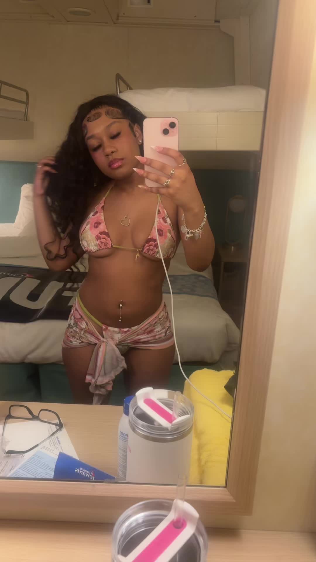 @nichole