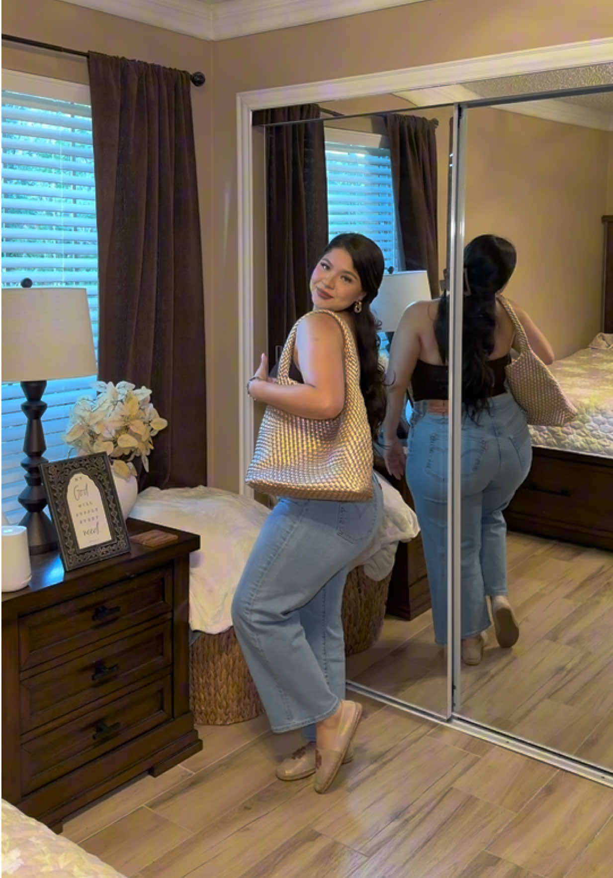 @estheralaniz