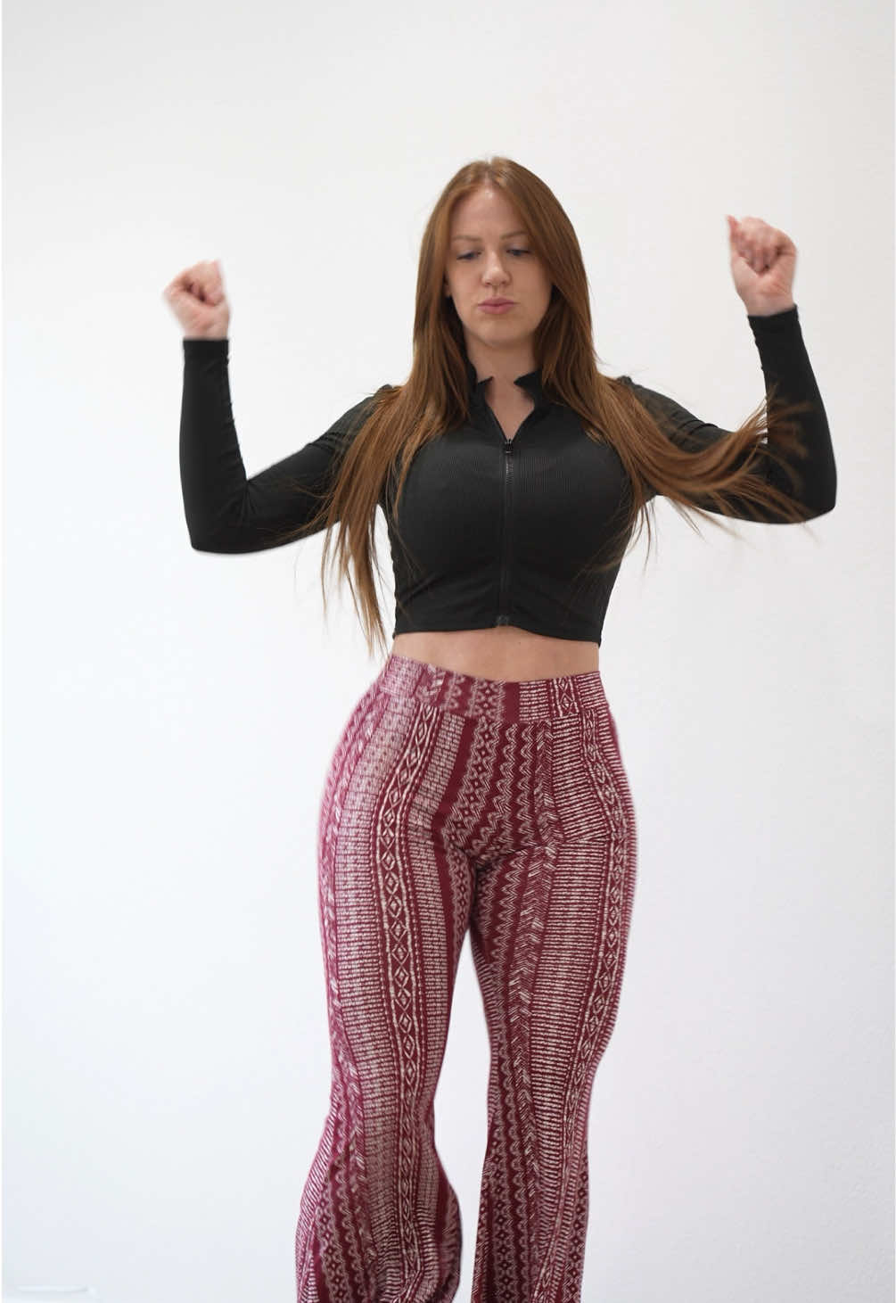 Joyce (@zarzareels) - Urlebird