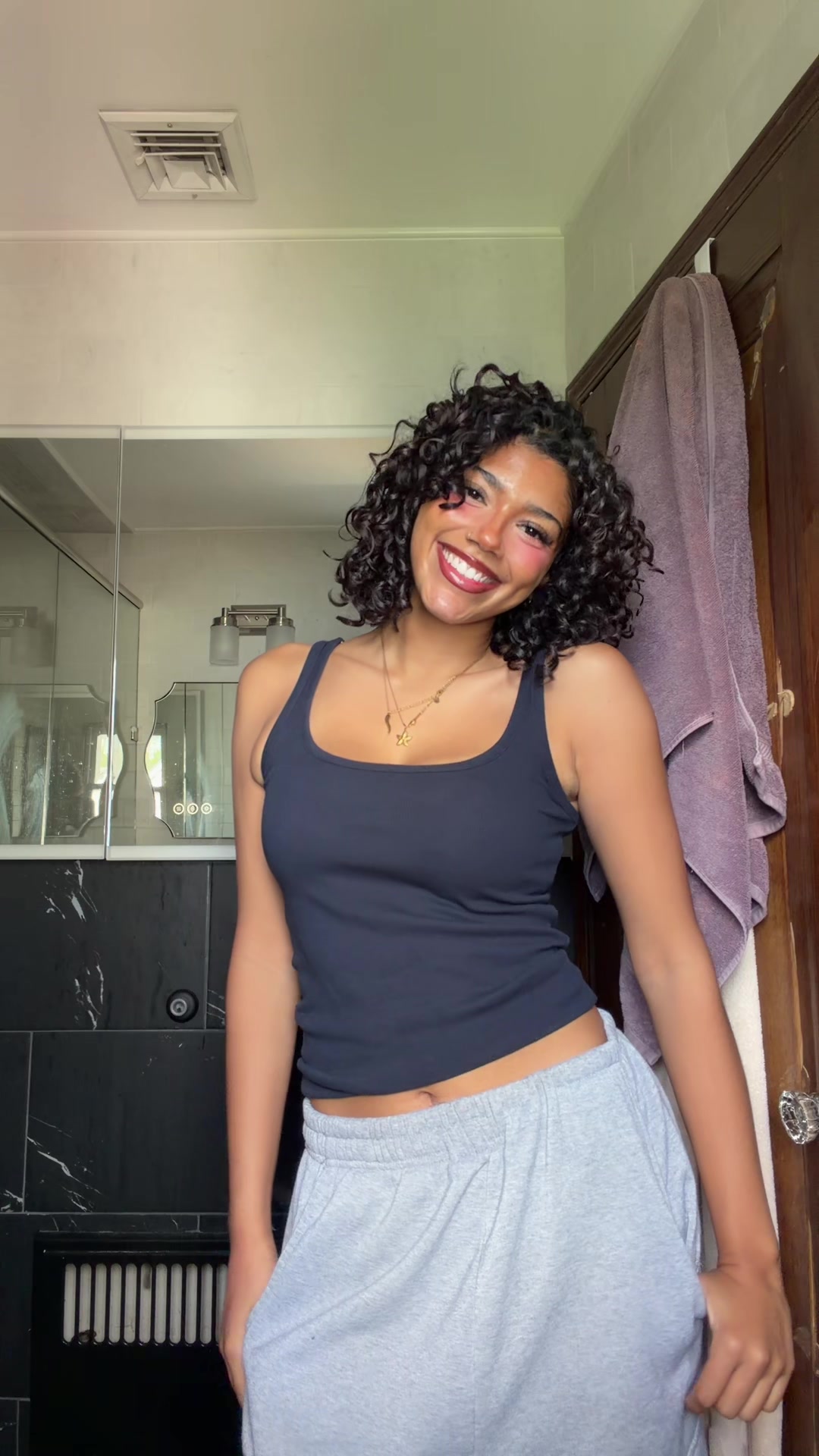 @julie👩🏽&zwj;🦱🫐⭐️🌈🫧