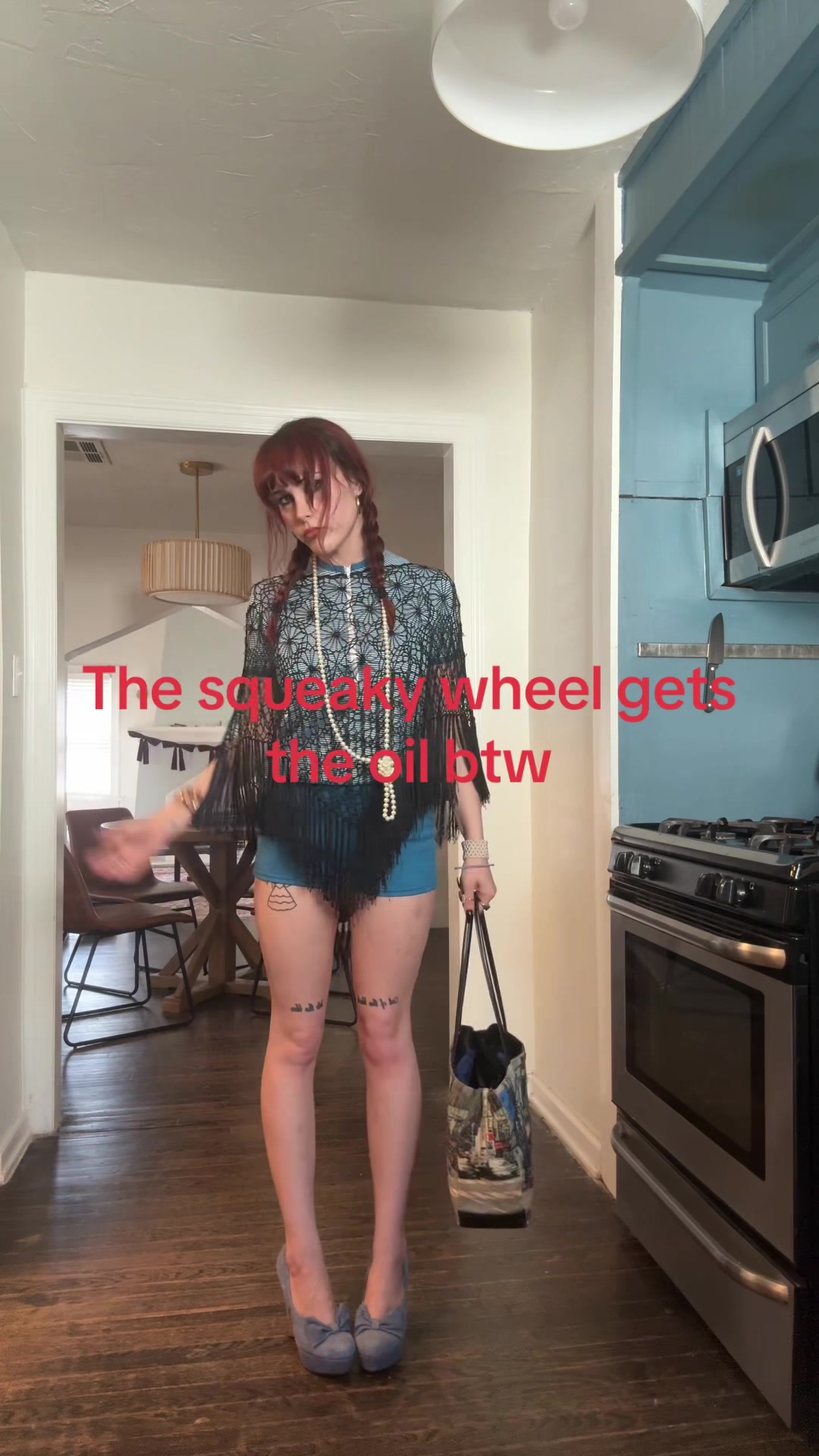 @Elise