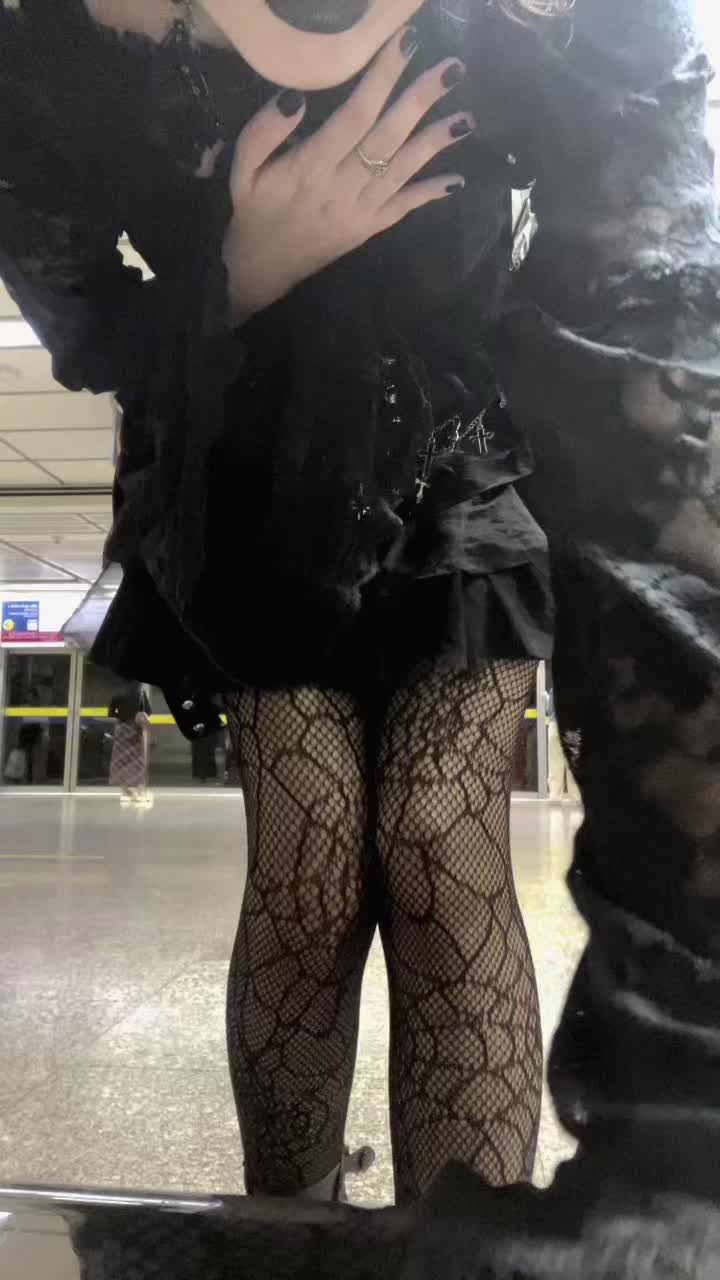 @🔪🦋𝓢𝓸𝓯𝓲𝓪โซเฟีย🦷🗝️
