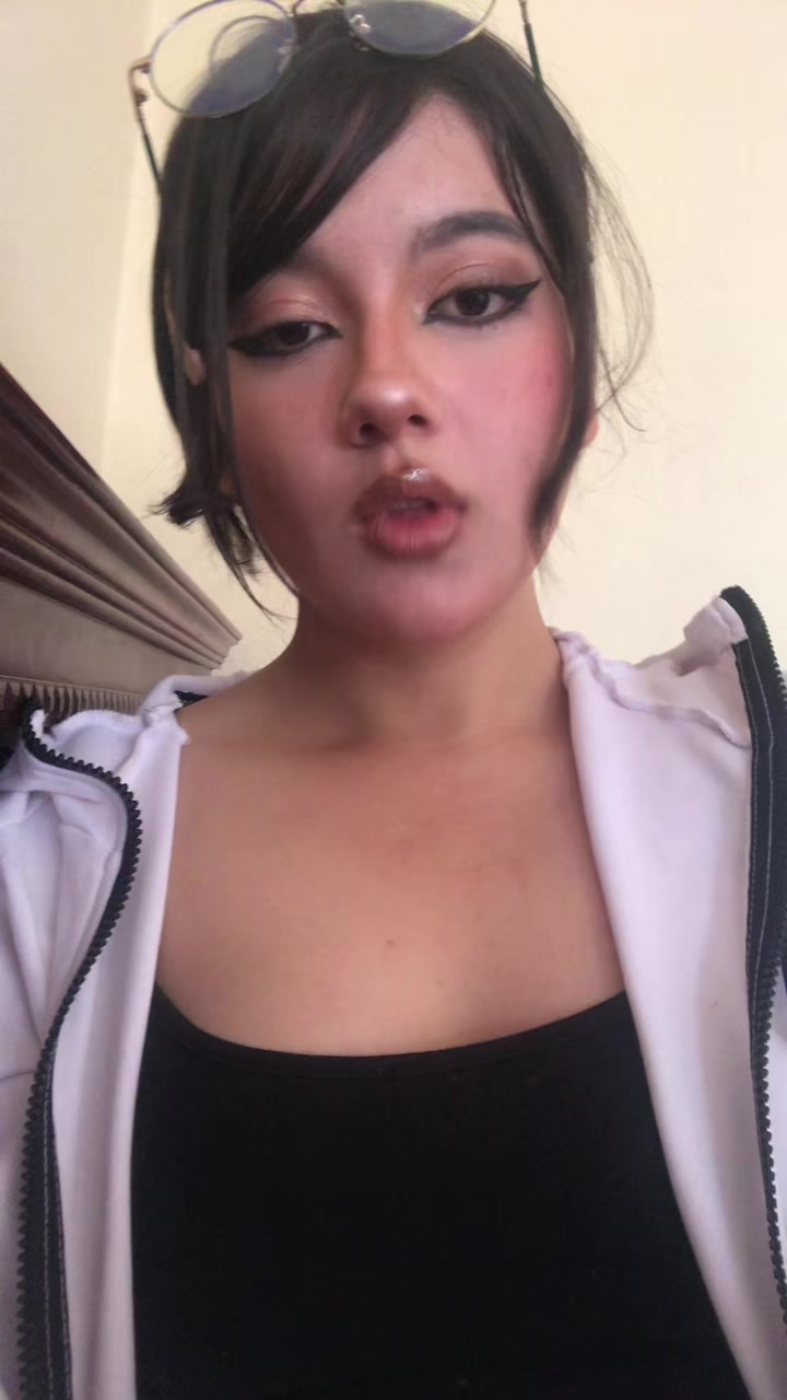 @Kira