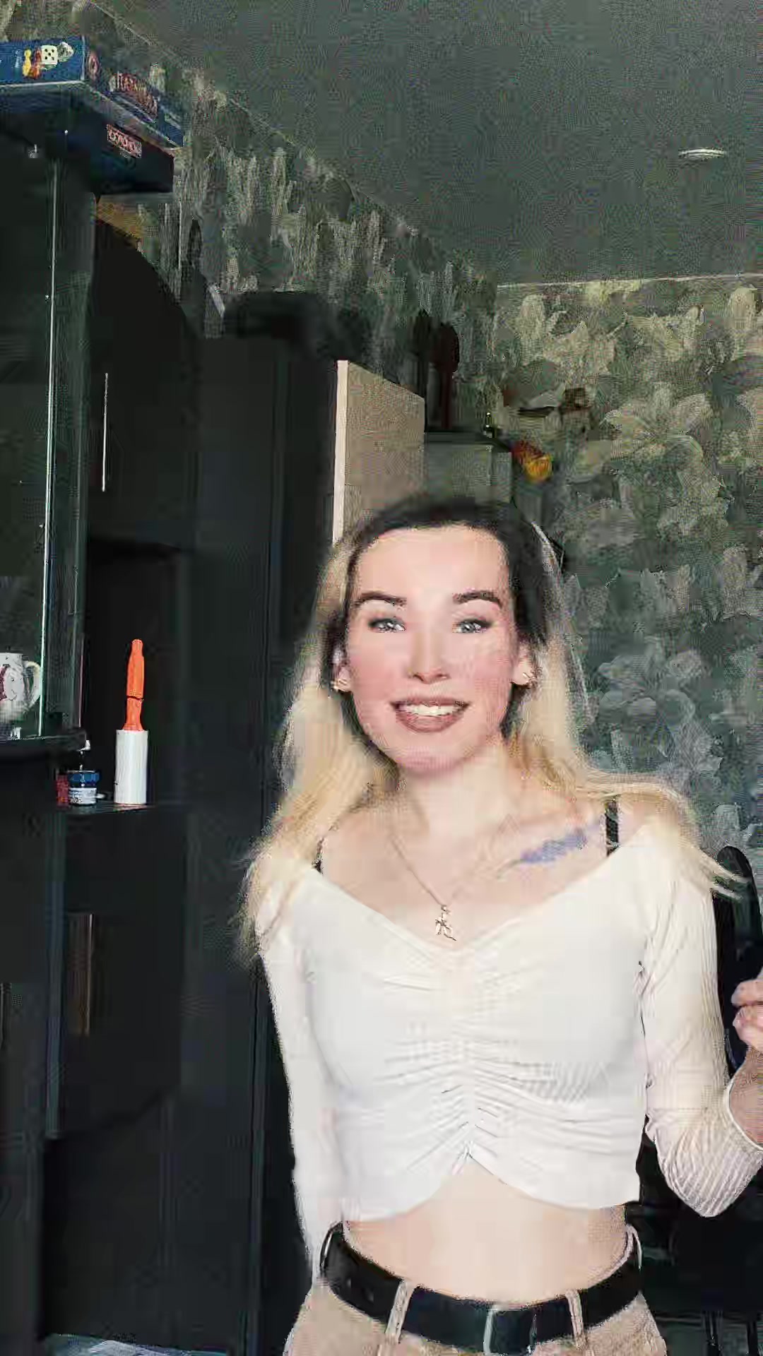 @Насик💜🐯Ананасик🍍