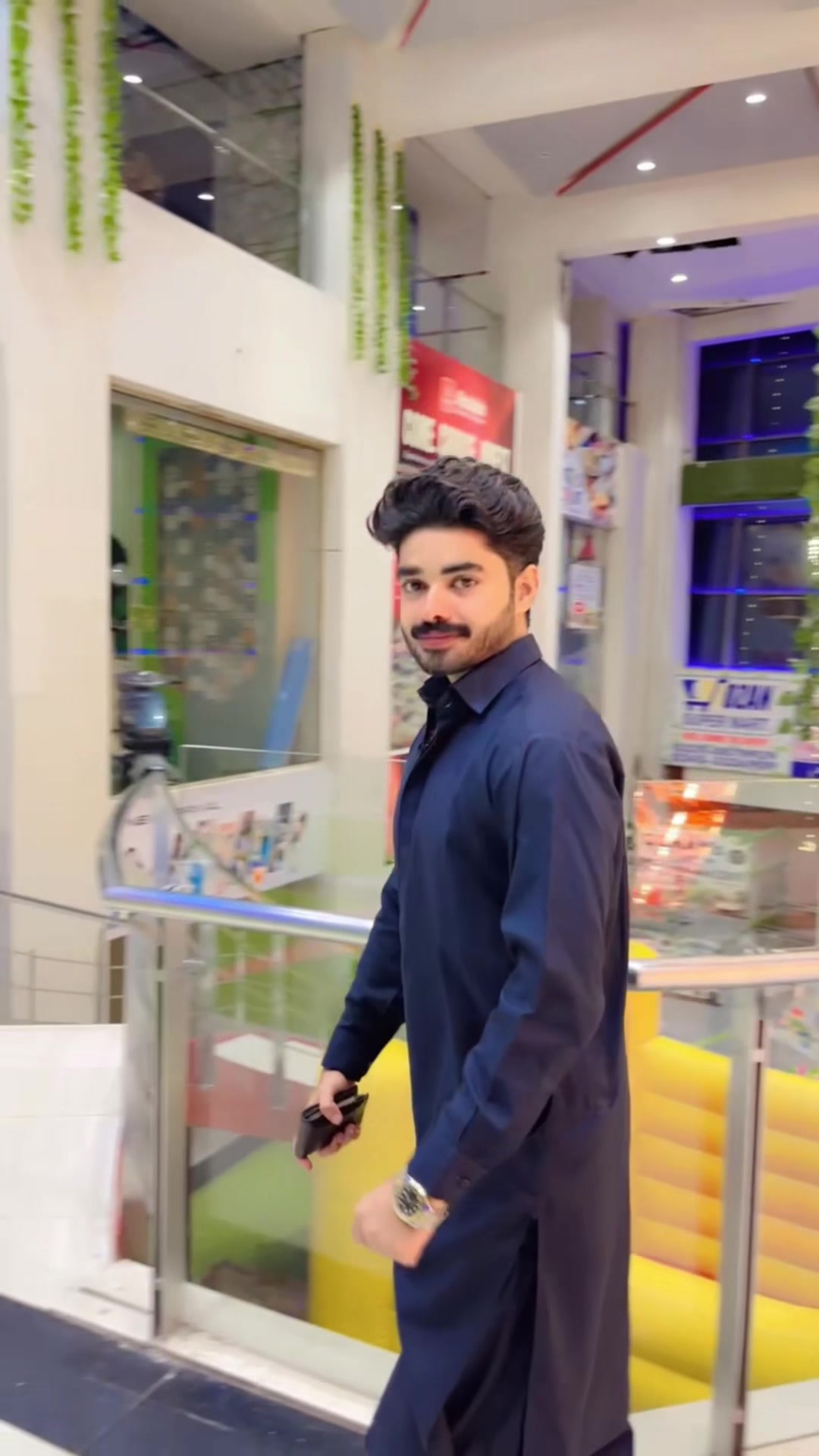 @𝐀𝐙𝐇𝐀𝐑🇱🇾