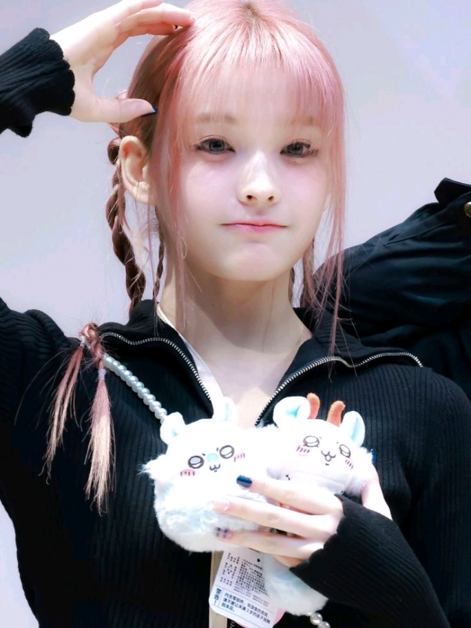 @𓏲 🪼 ˖ ࣪ 𝓜&alpha;r&iuml;! ⊹ ᰔ