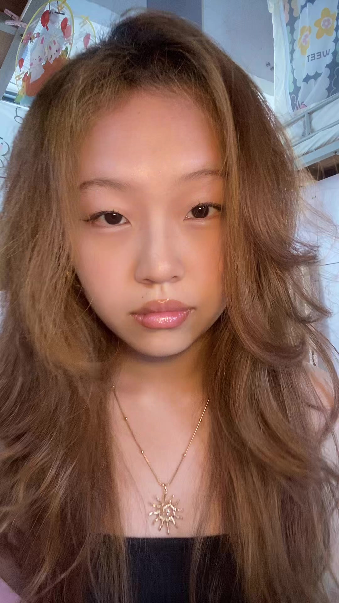 @Zigniab Thoj(ໝອກ)