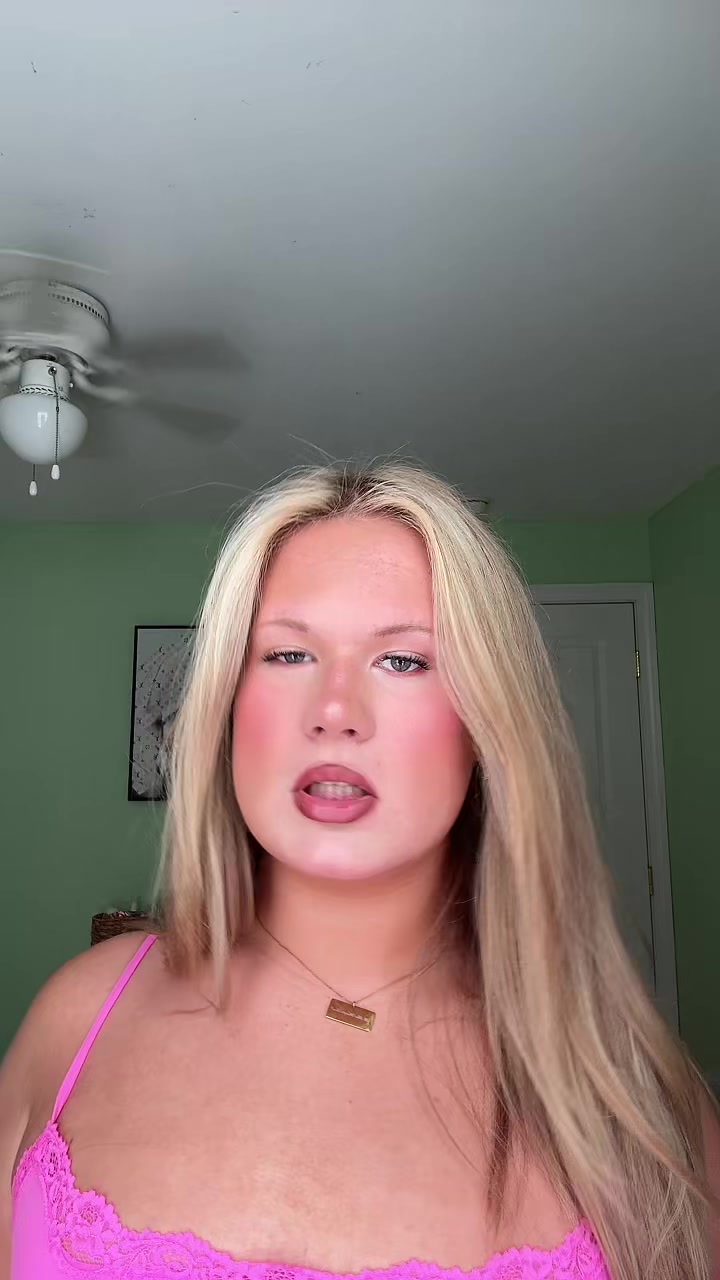 @Isabella