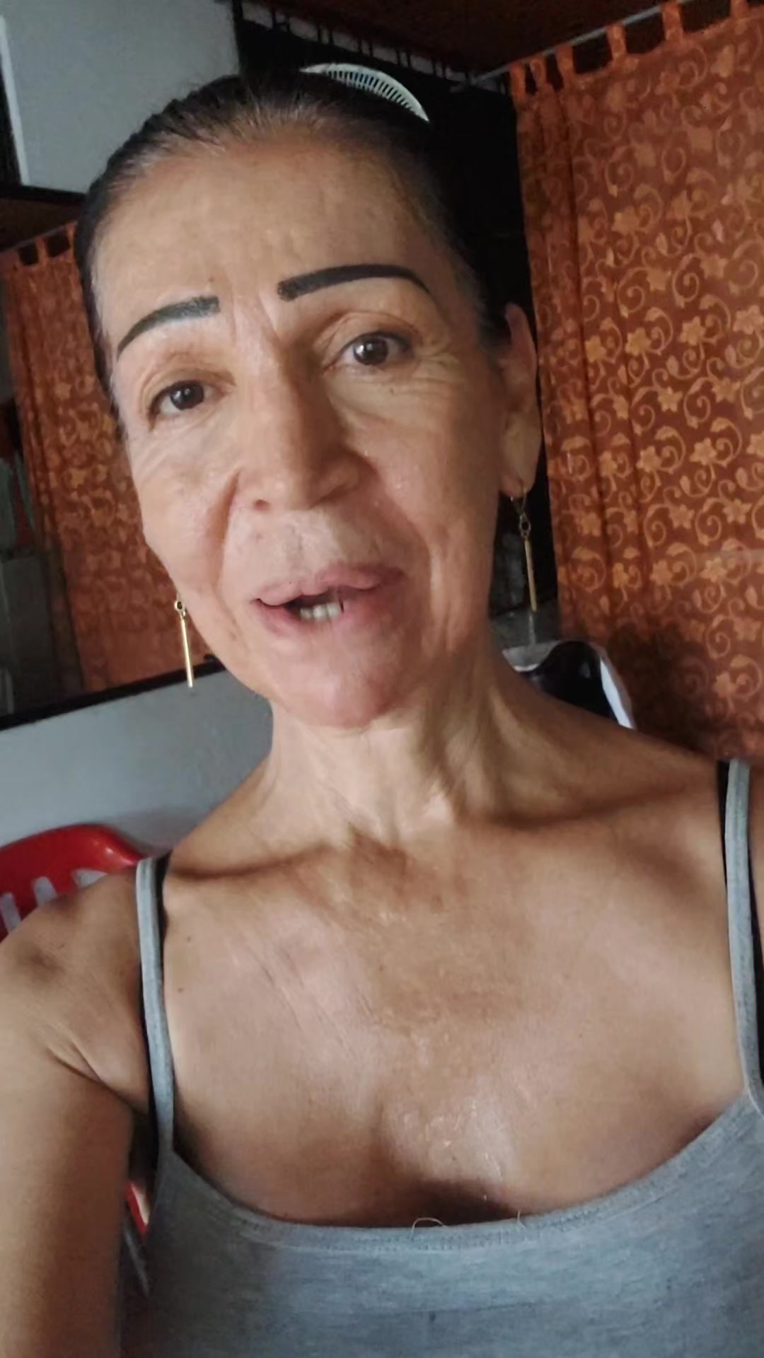 @alemoAlessia Moya Lopez