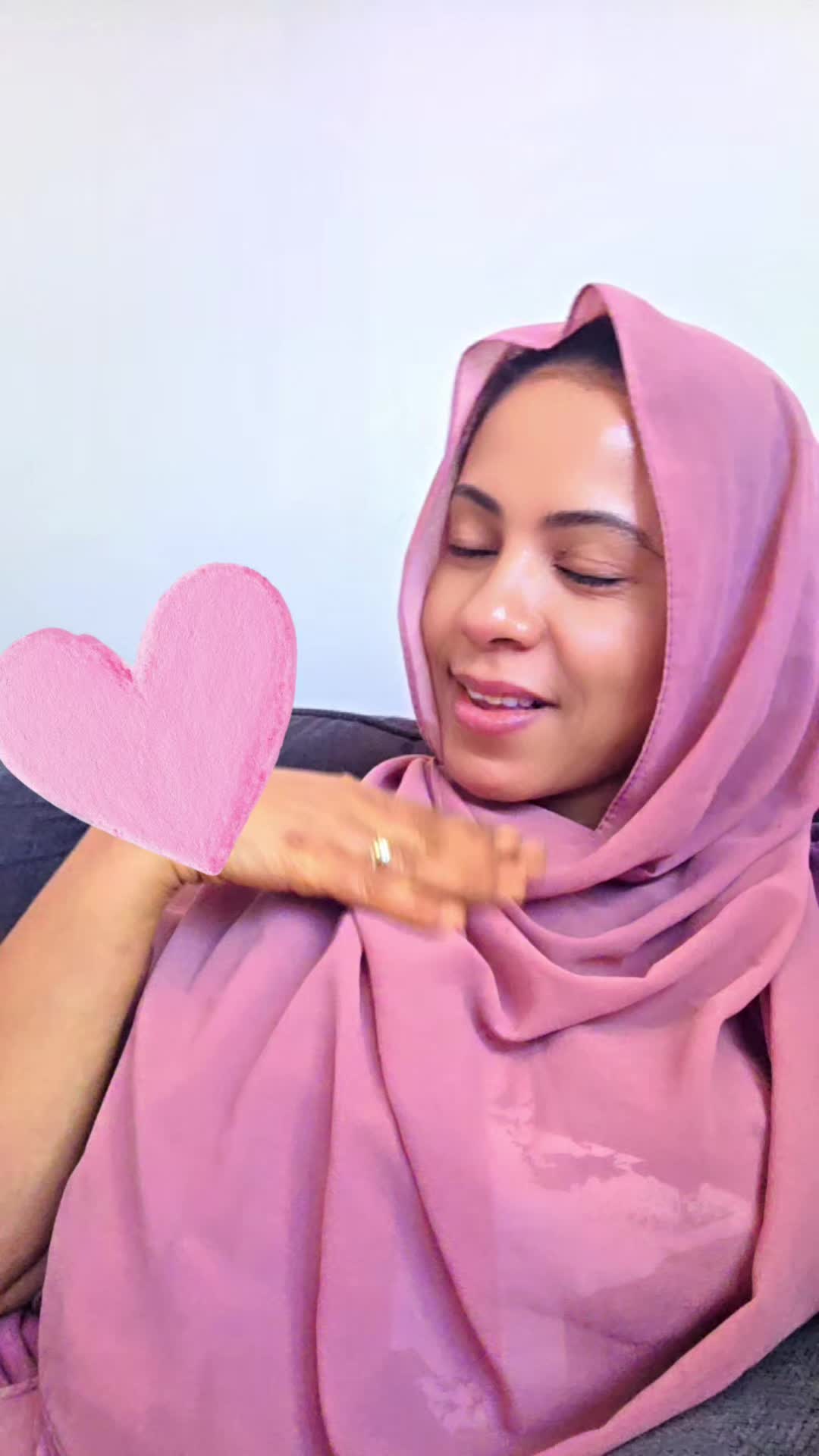 @FeruzNuralainفيروزنورالعين🇪🇷