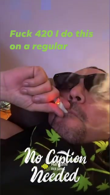 @𝓣𝓸𝓷𝔂 𝓜𝓪𝓬𝓪𝓻𝓸𝓷𝓲