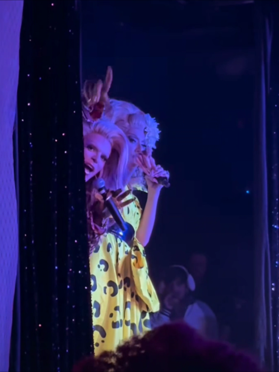 @the queeniest queen