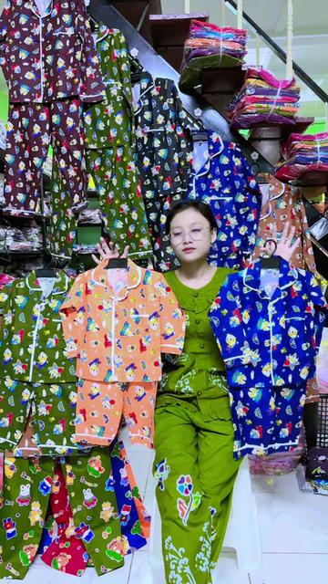 @Mona Mona -Online Shop