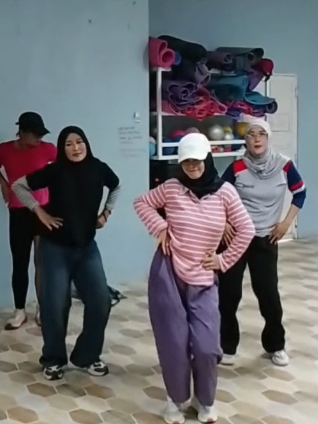 @Nisa Zumba