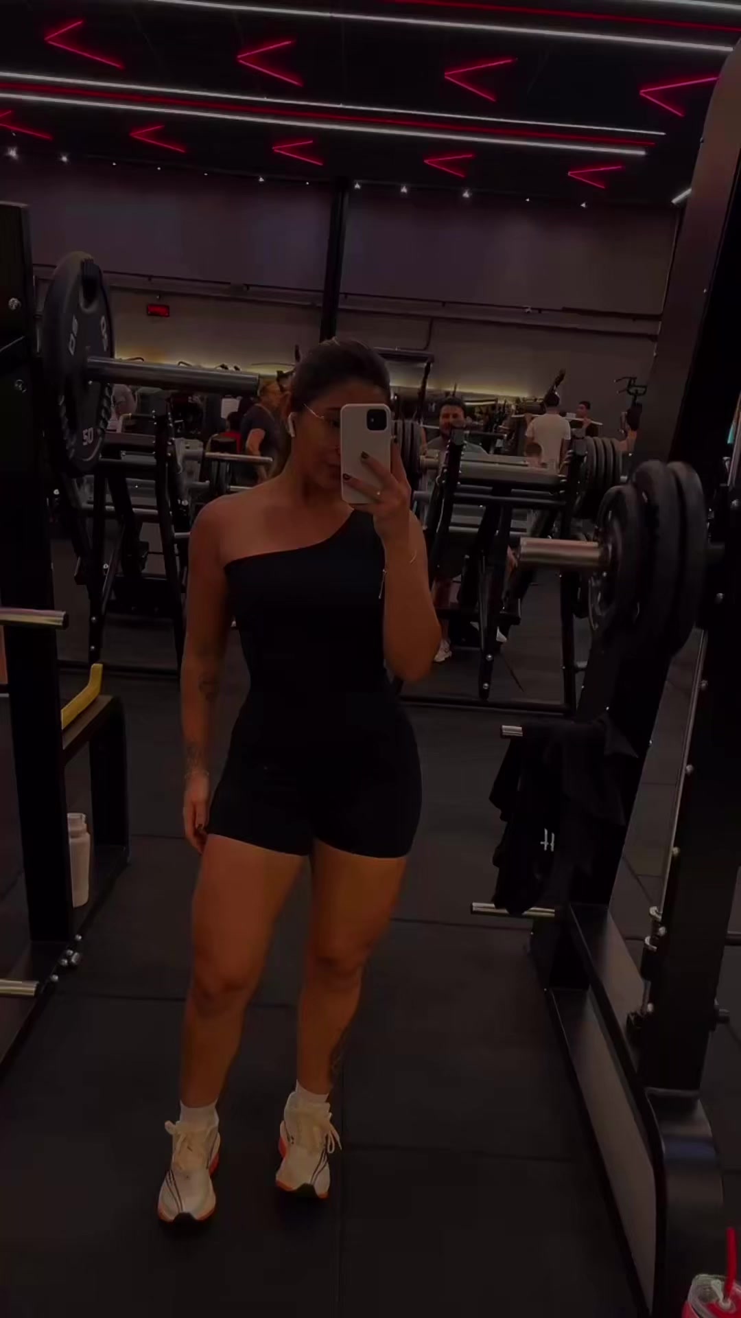 @lorenatorquatoo