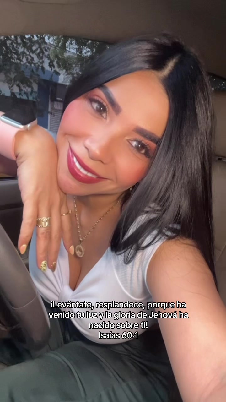 @Evelyn &Aacute;lvarez