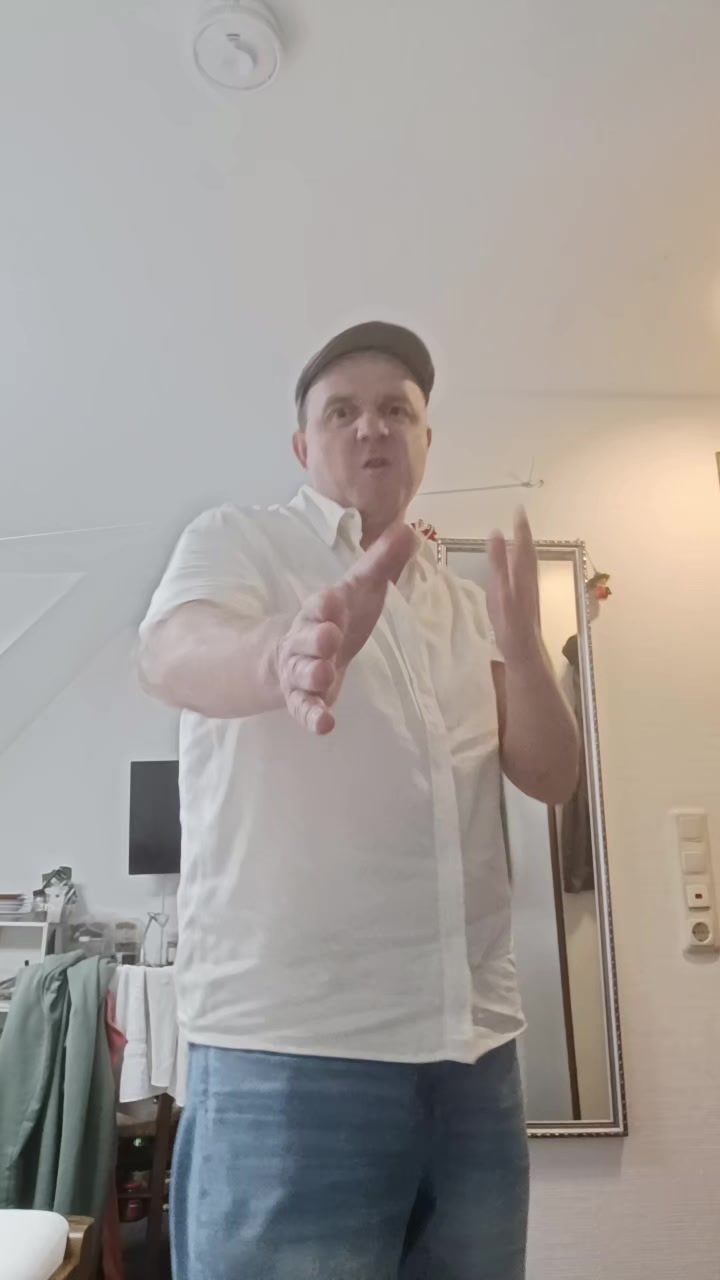@iQ1q