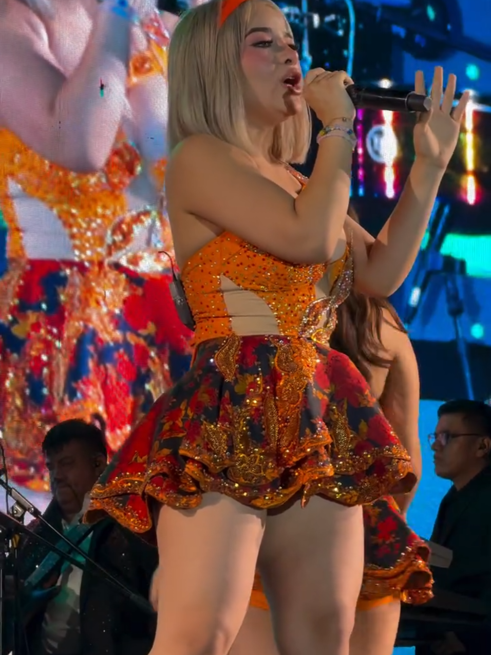 @Voz y Sentimiento
