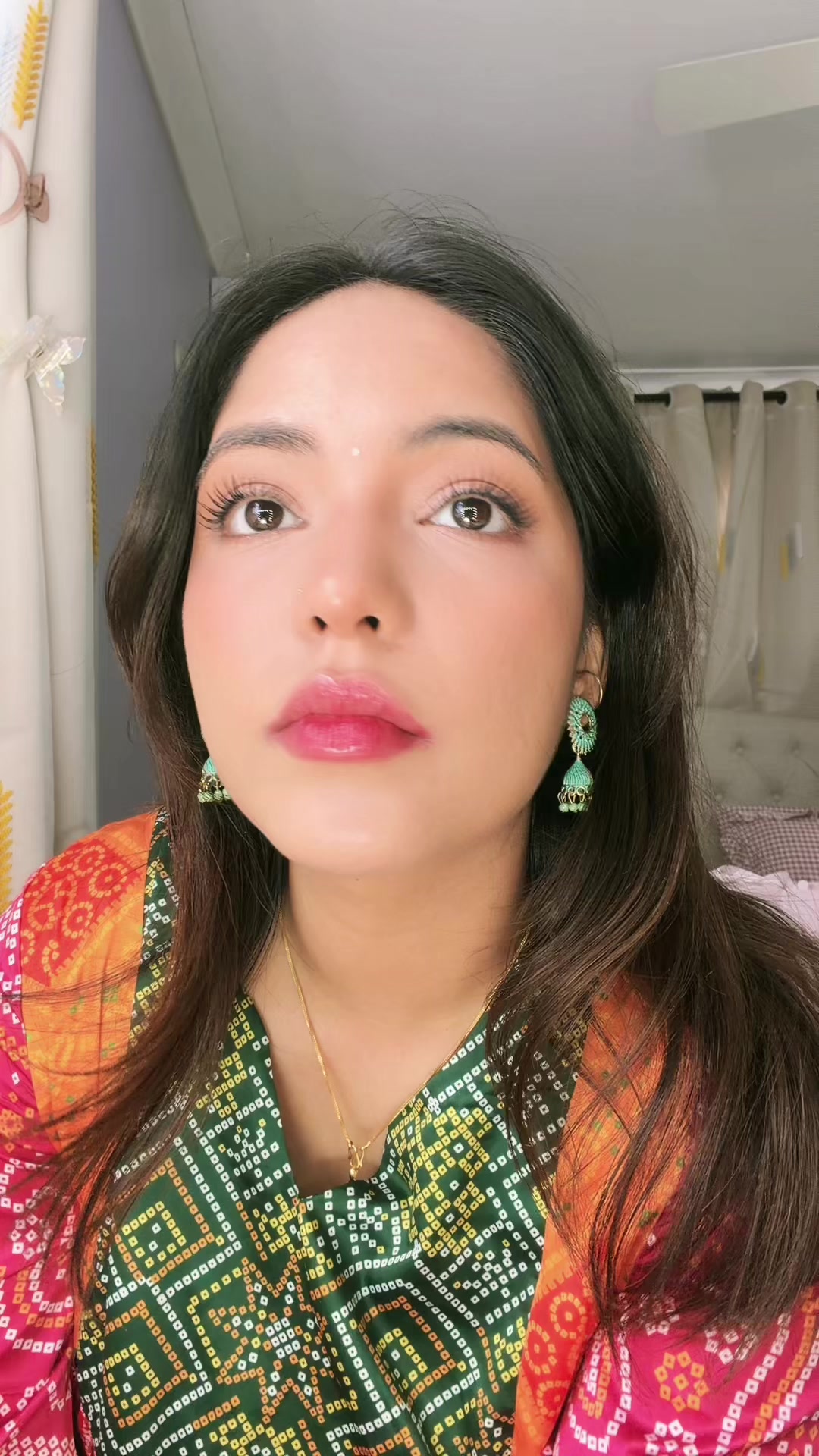 @nursewhovlogs