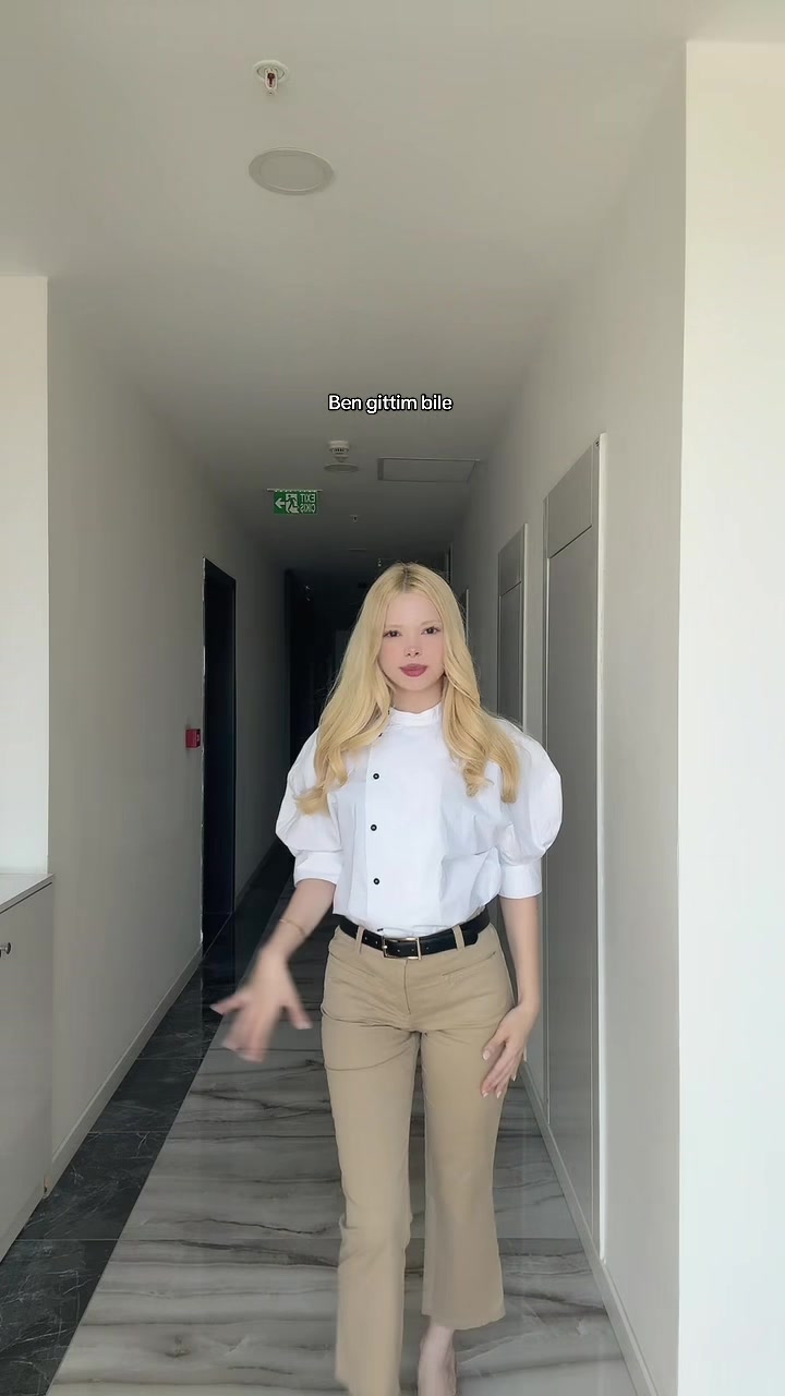 @Stella 👱🏻♀️