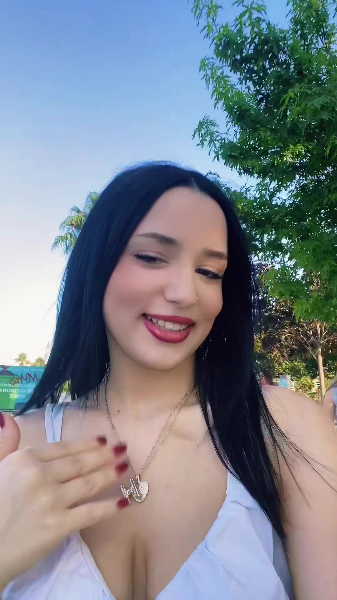 @Hira.akyollll