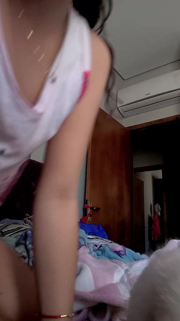 @Valentina Fernandes