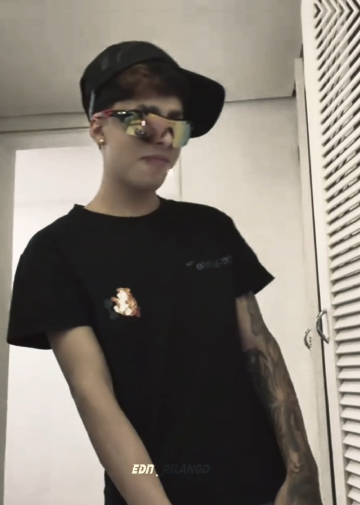 @𝐞𝐝𝐢𝐭_𝐫𝐢𝐥𝐚𝐧𝐠𝐨🦂