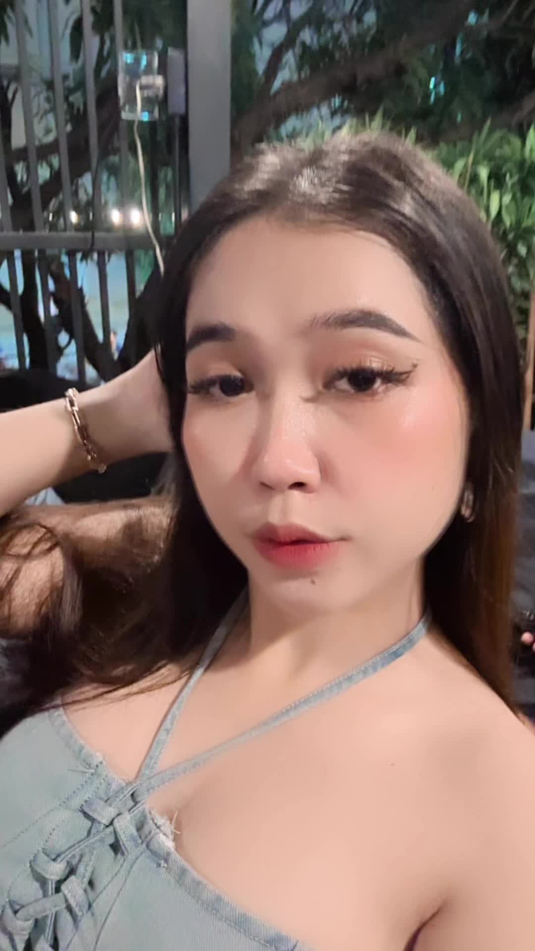 @Leakhana
