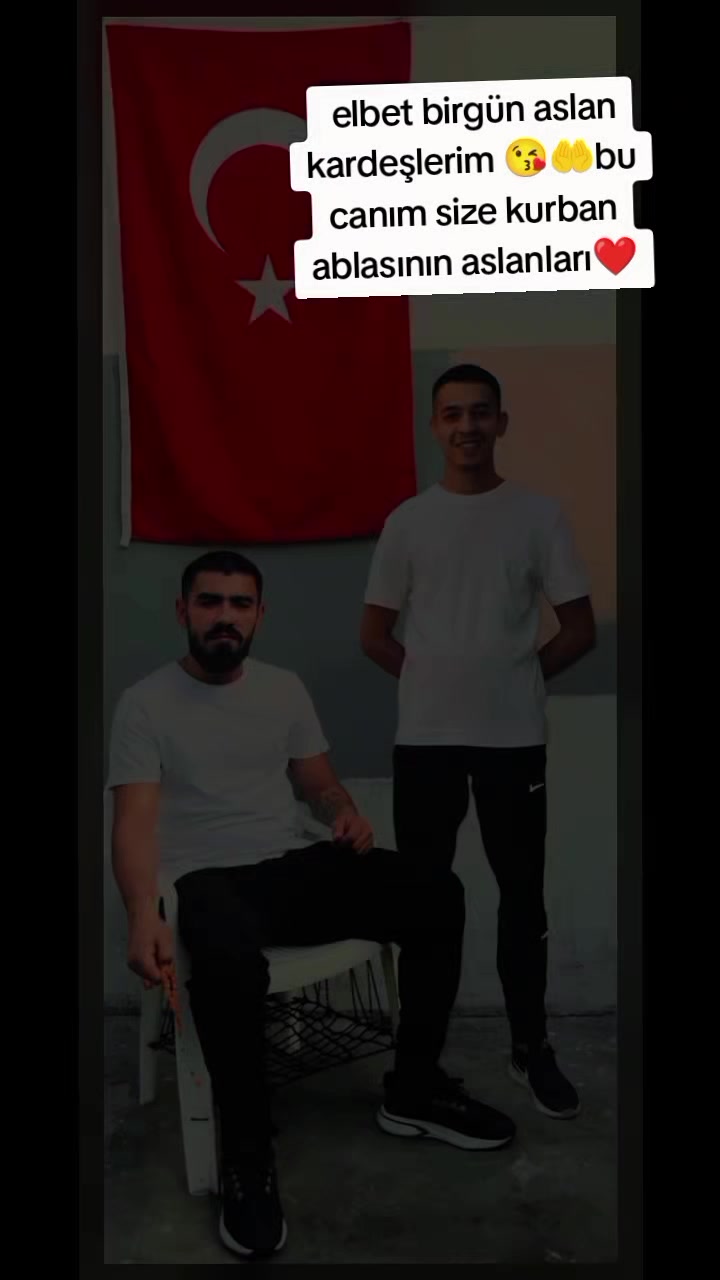 @Ayla💓 yaşar💓 üzen