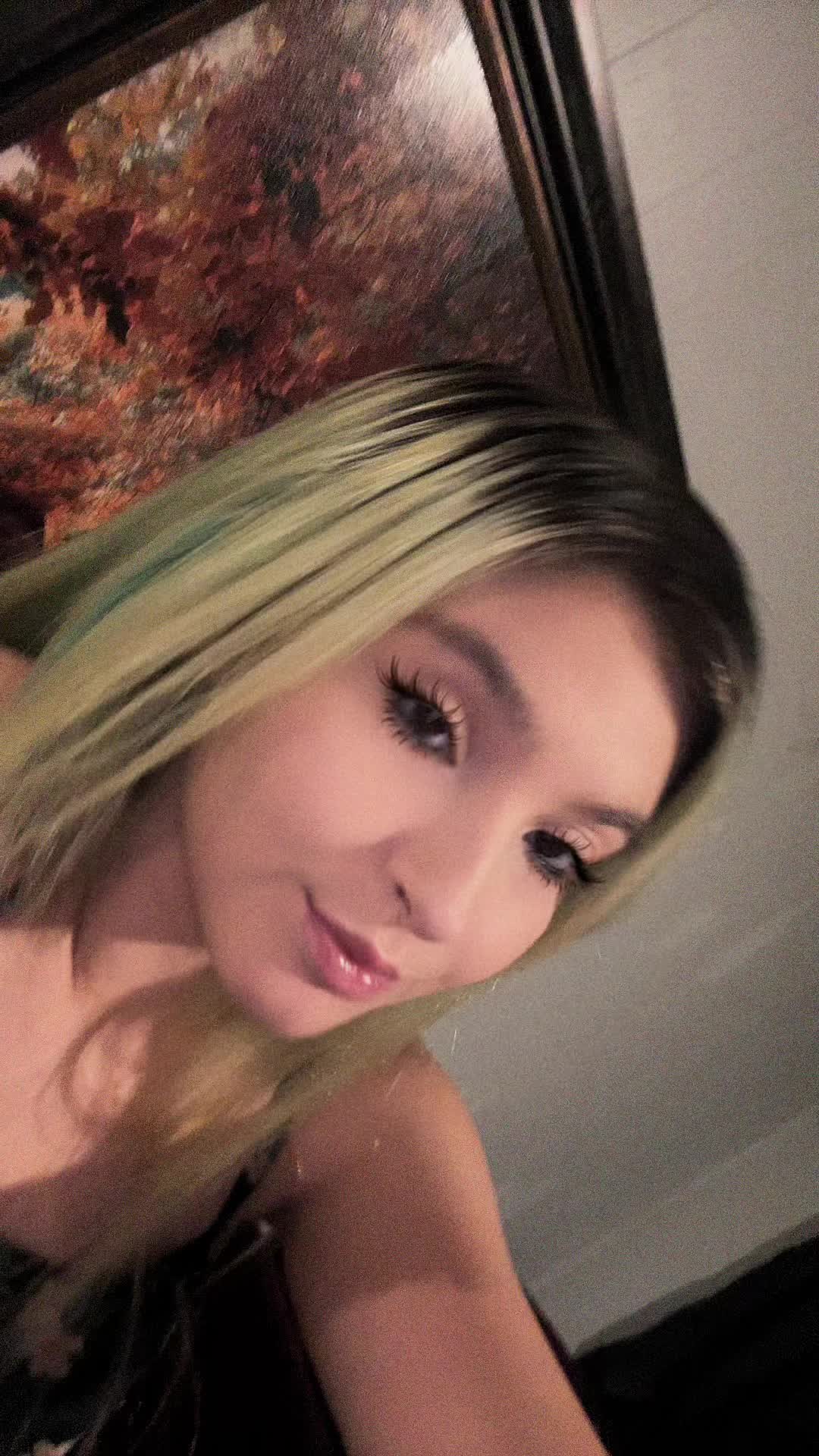 @🤷🏻♀️😩❤️