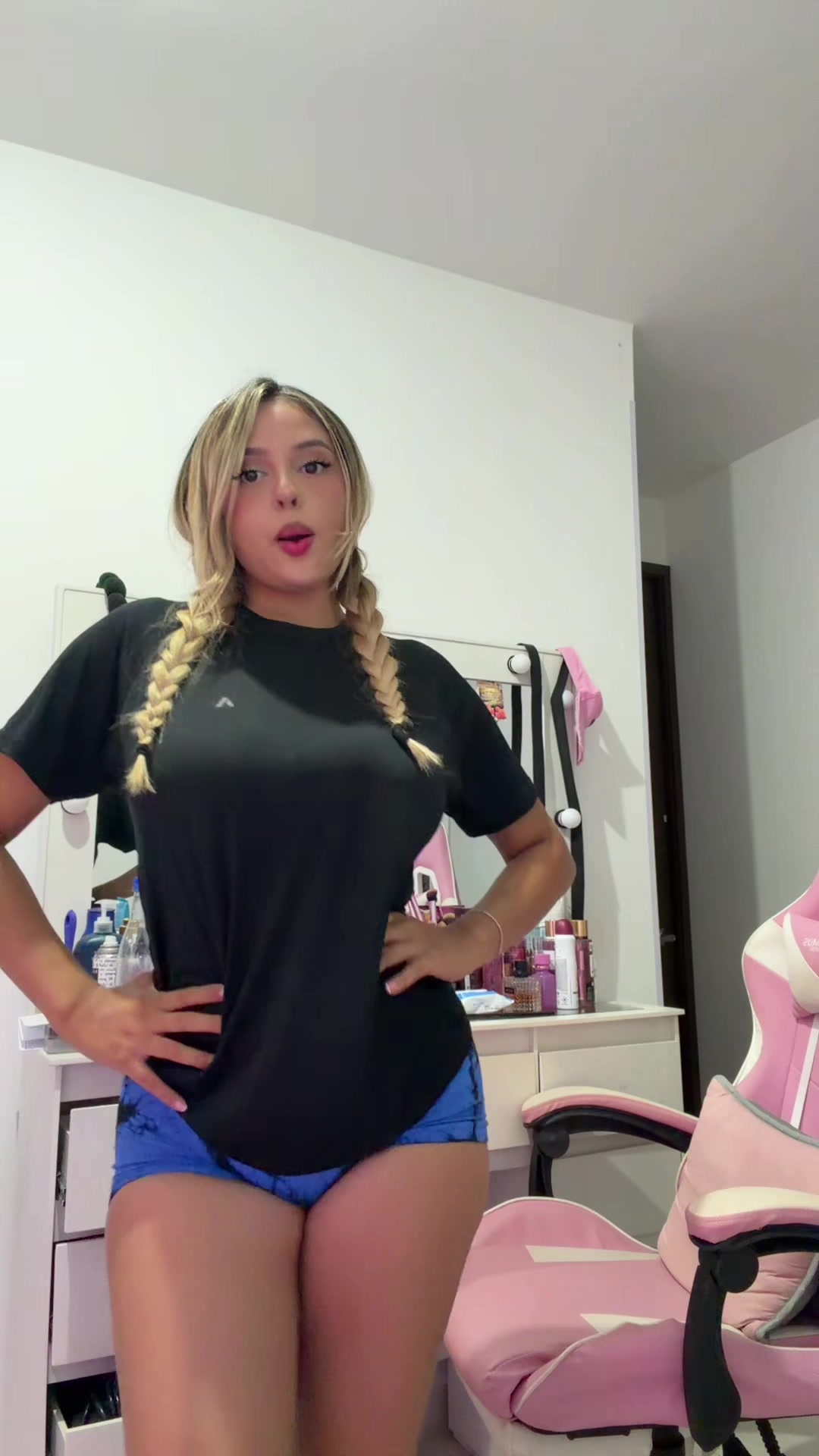 @Lindura.ff 🦀