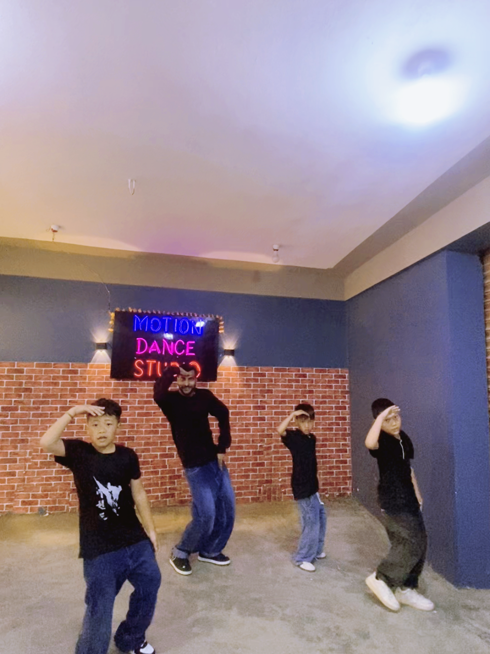 @Dancer Niroz619