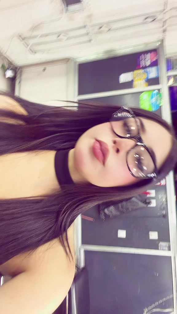 @Adara🧞♀️