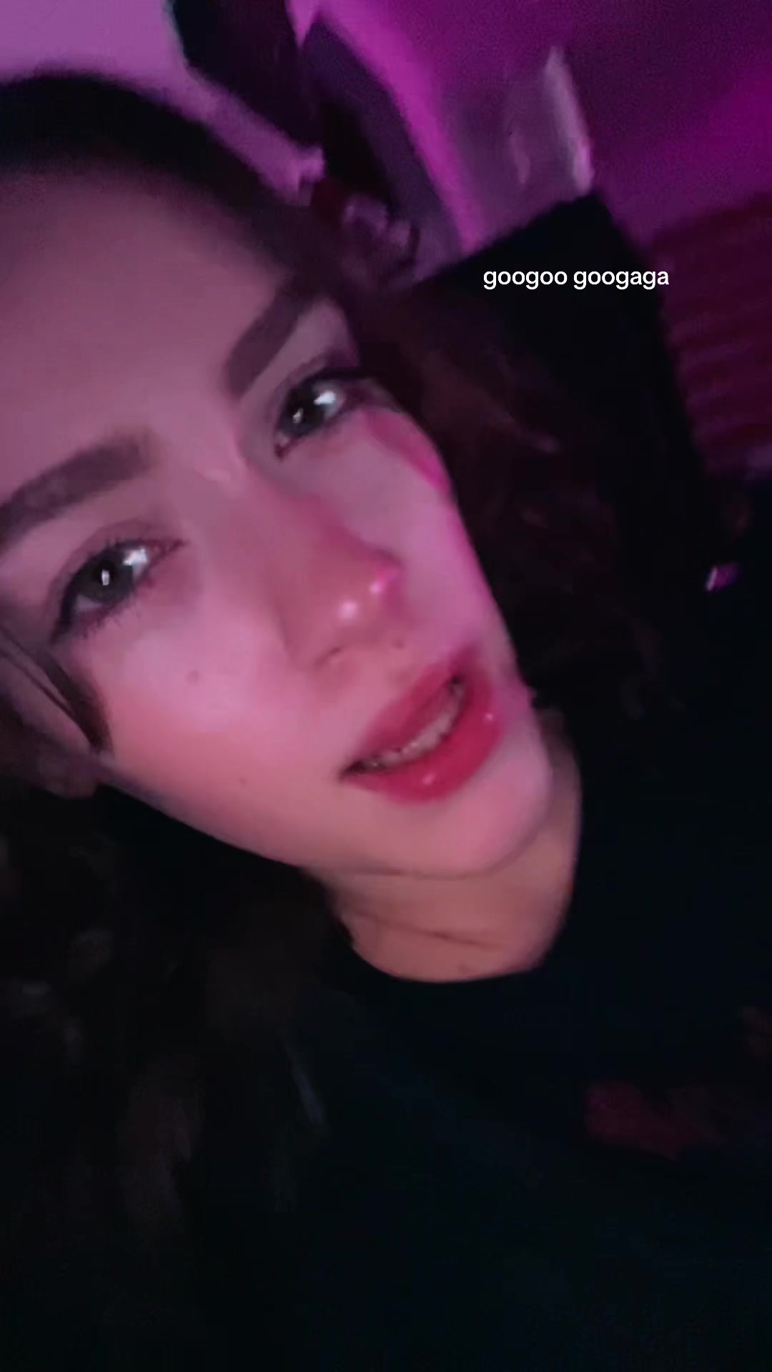 @elleb0dhi