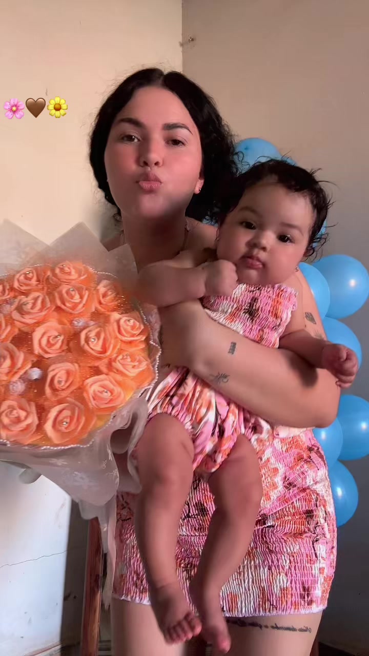 @DElY🧡🌸