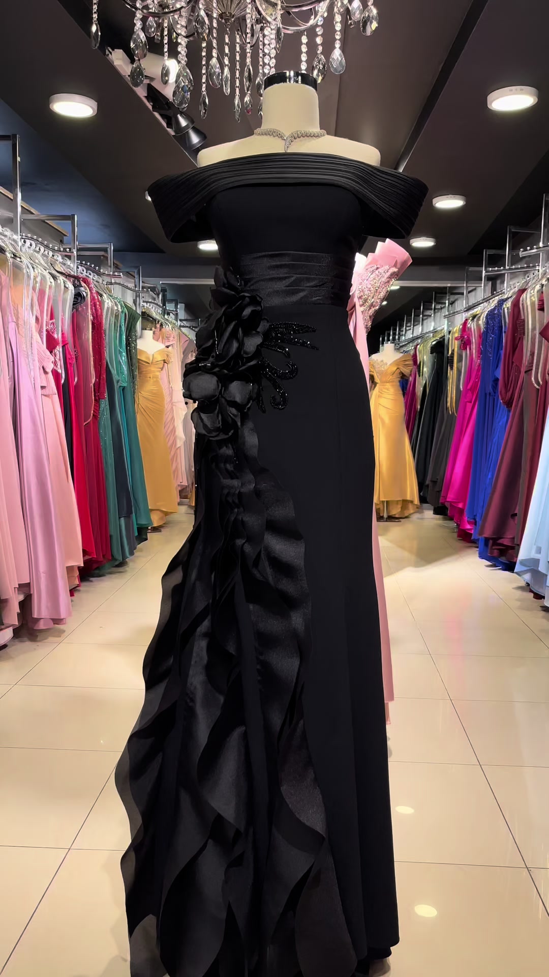 @R fashion 🫶🏻❤️ Boutique