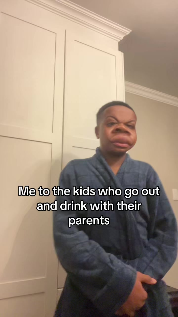 @Tlots_