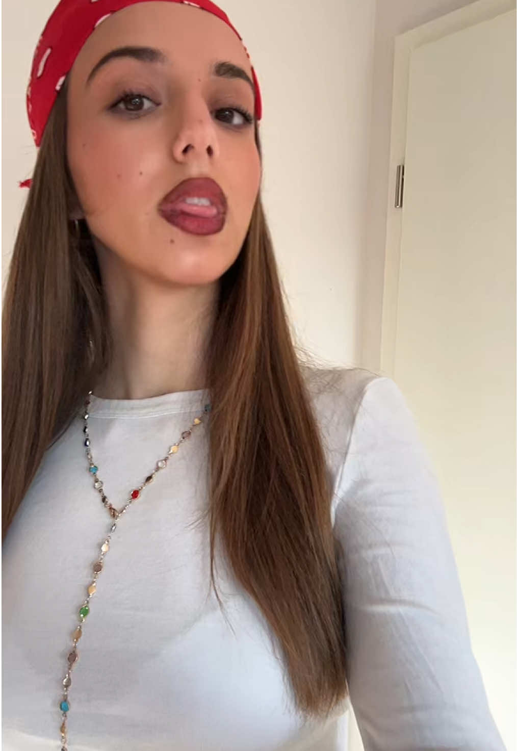 @vjola