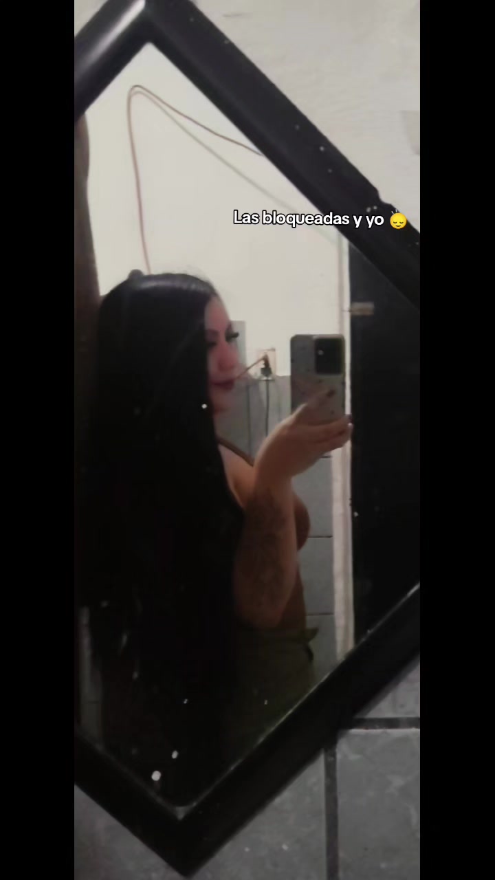 @Yanelyz'