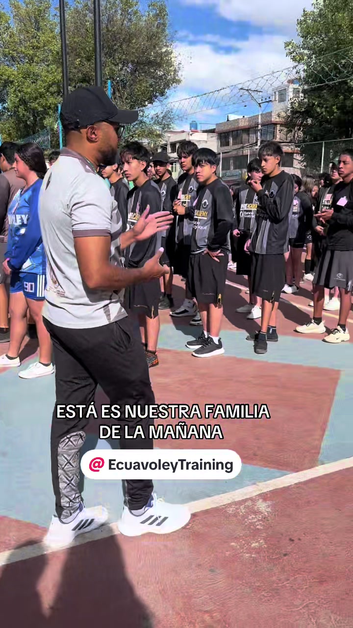 @ECUAVOLEY EL PROFE LUIS