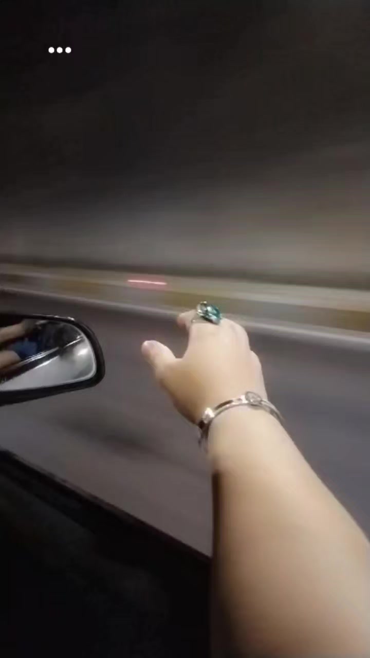 @نـ ـــونـ ــــە🕊️🤍