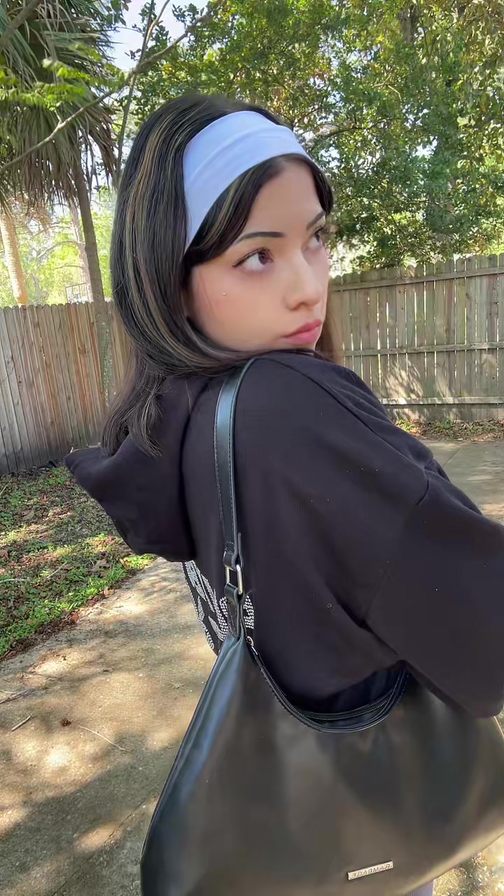 @𝕹𝖆𝖙𝖍𝖆𝖑𝖎𝖊 ♱