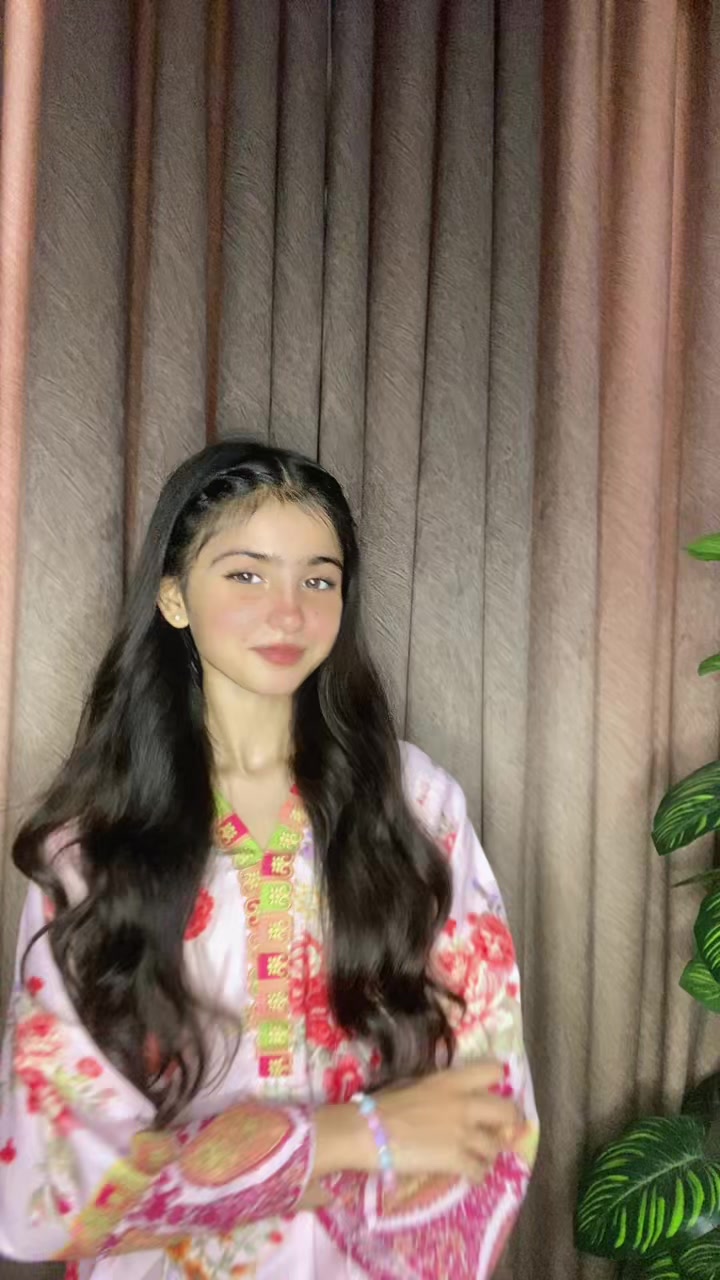 @Unzila Junejo