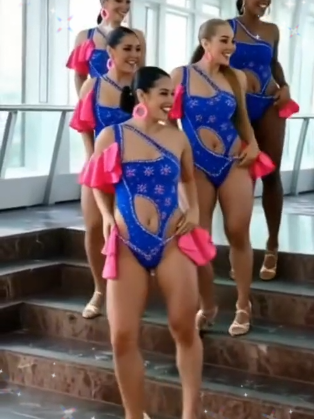 @ThaityRozOficial