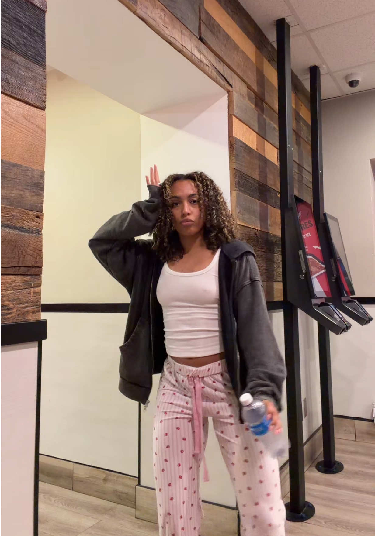 @Nelya