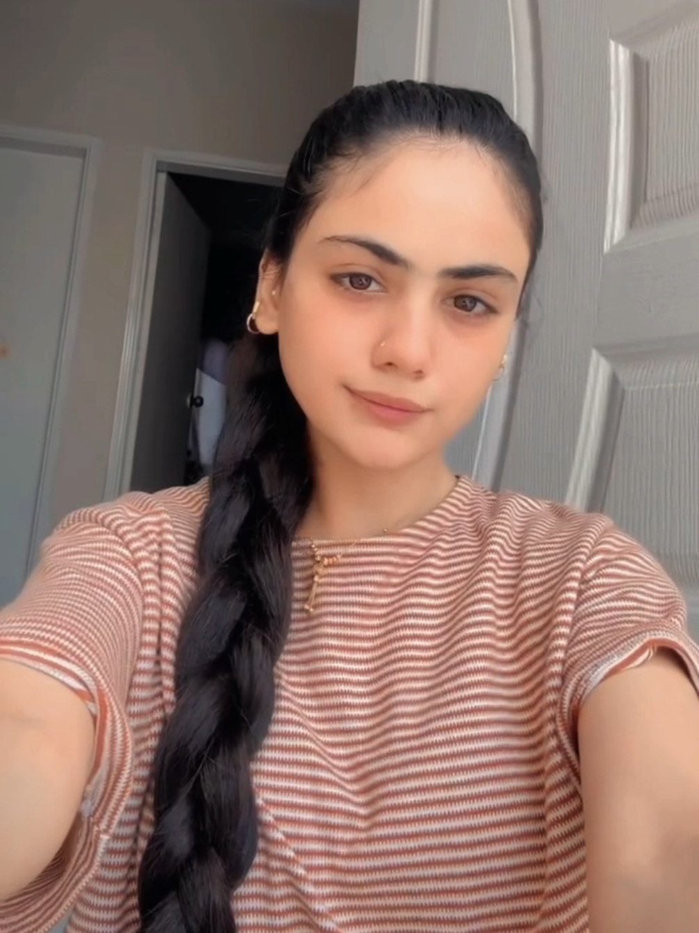 @FATIMA🧚🏻♀️