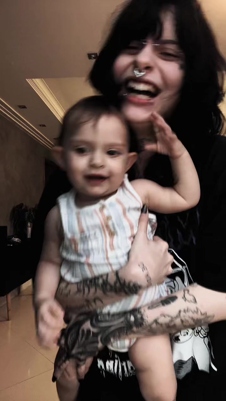 @mamaecaos